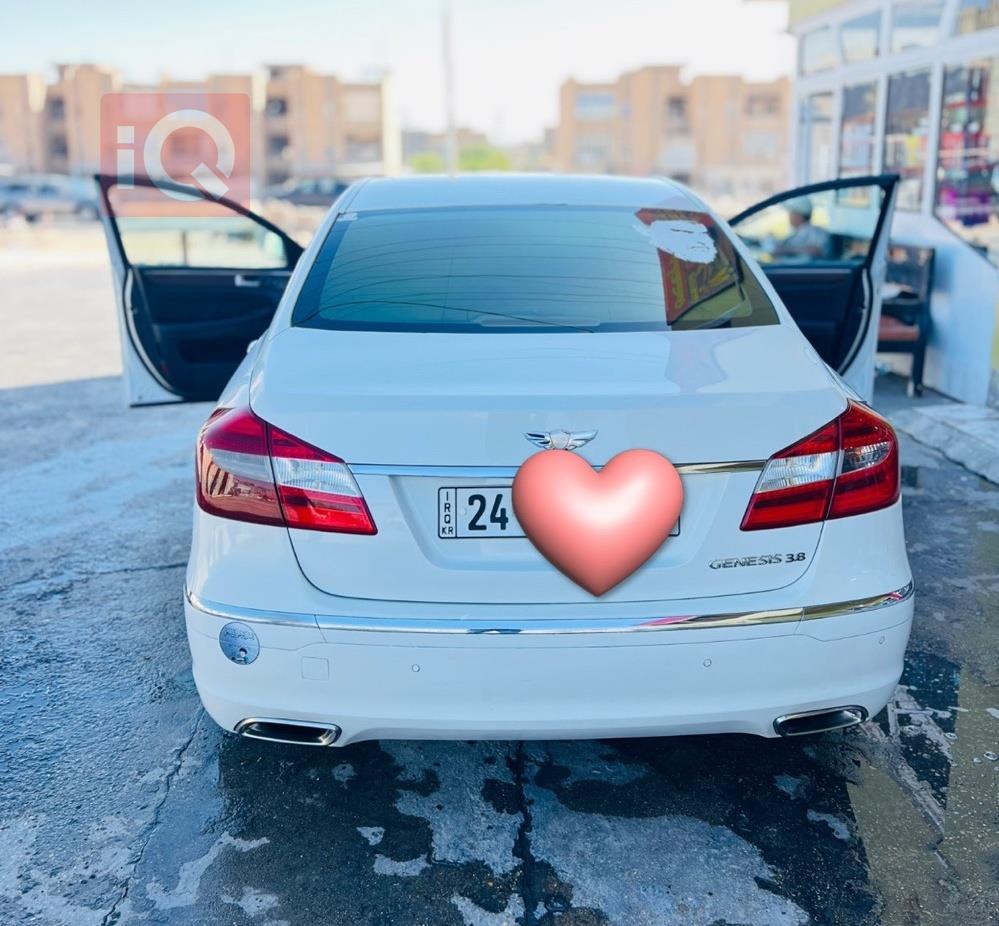 هيونداي جنسس